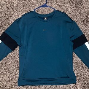 Nike Crewneck (with pockets!)